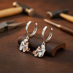 Cat Embrace Earring (Round Closure)